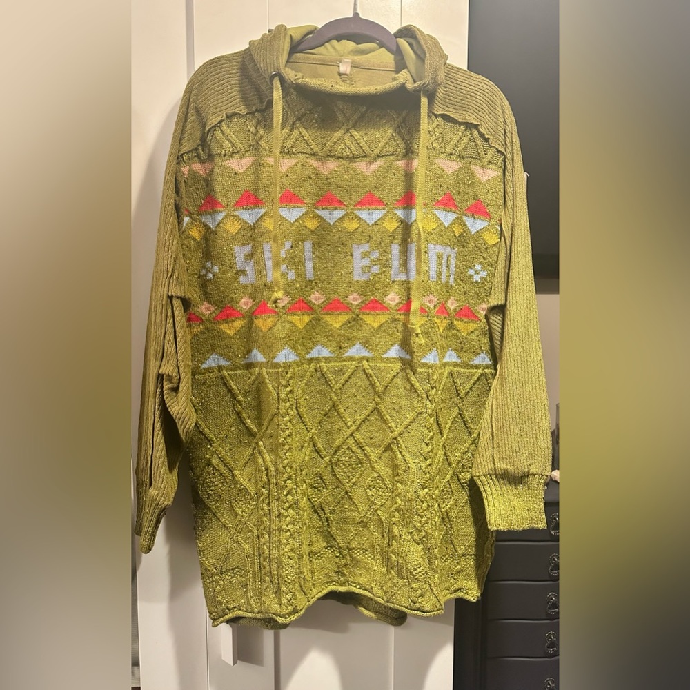 NEW FREE PEOPLE Powder Bunny Knit Sweatshirt - Picture 5 of 13